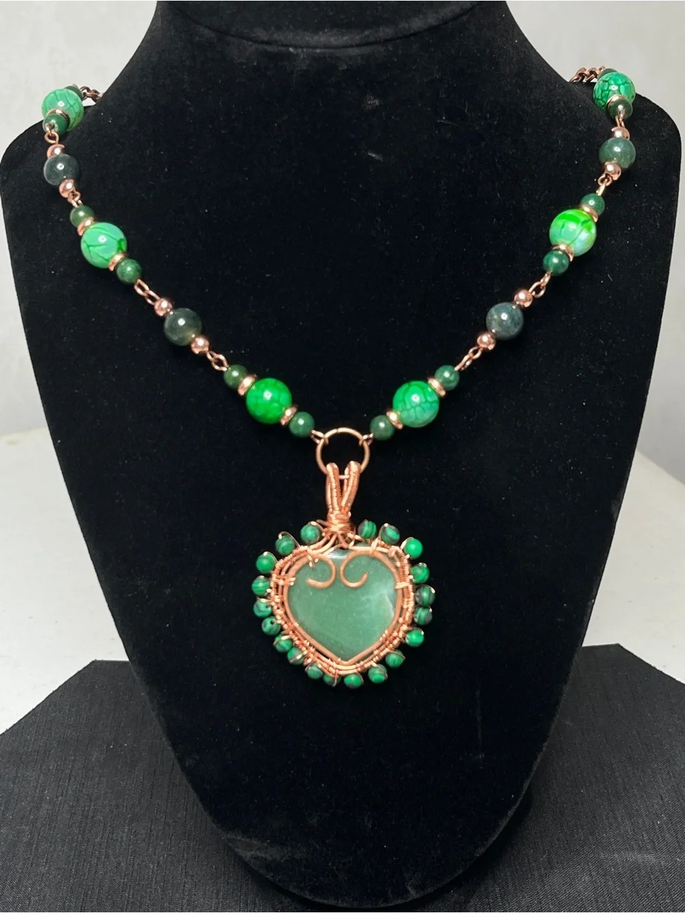 Green Dyed Agate Copper Wire Wrapped Heart Pendant Necklace with Earrings 18”